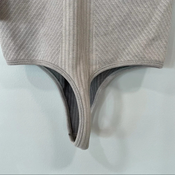 Athleta - Picture 10 of 13